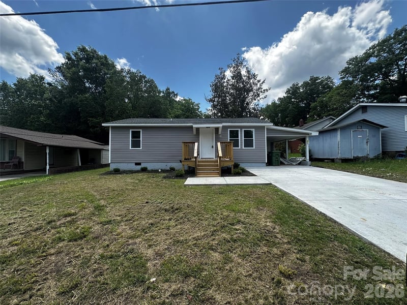 801 Calhoun Street, Lancaster, SC - 2 beds, 1 bath, 936 sqft - $189,999