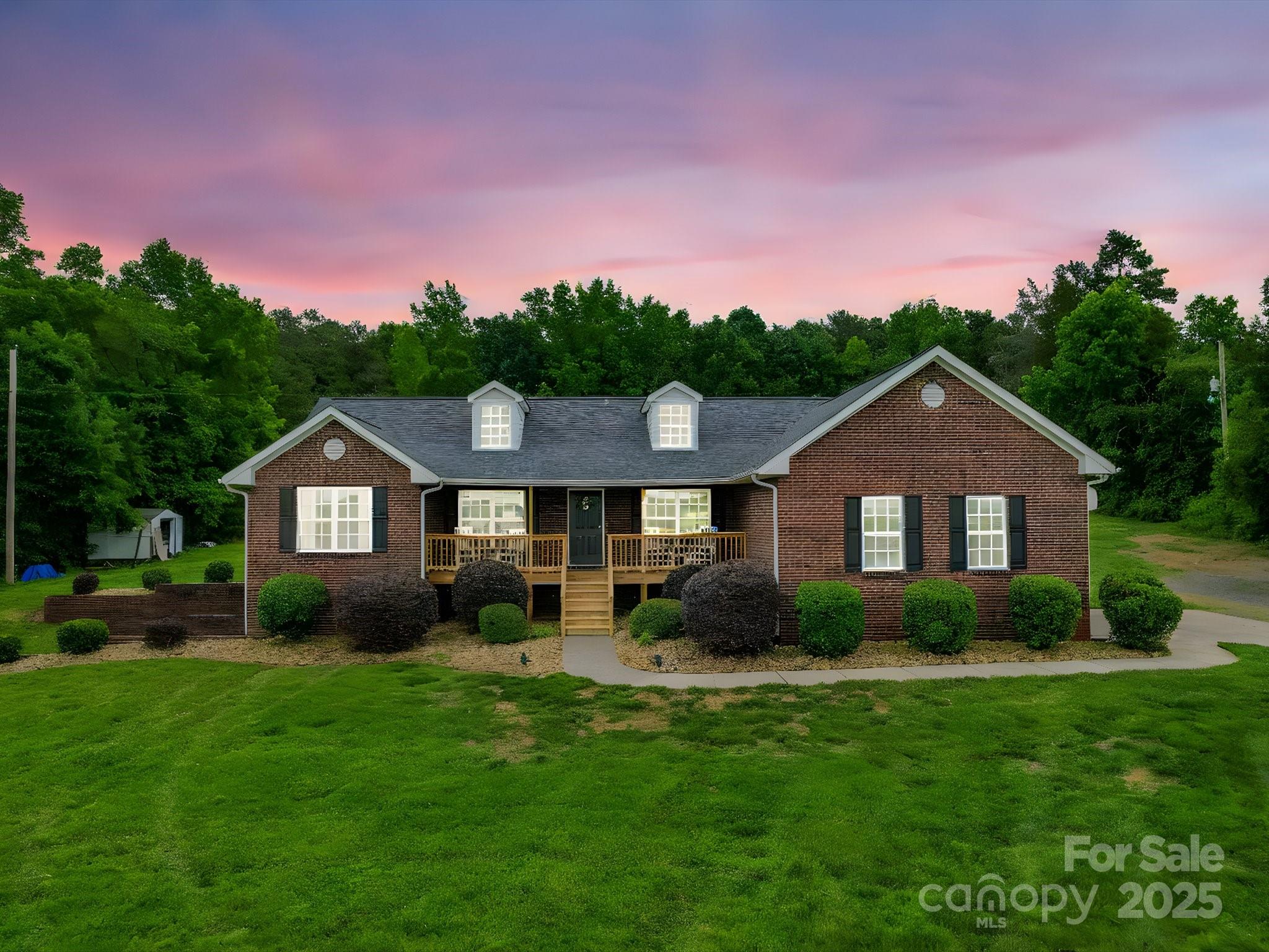 1060 S Lentz Harness Shop Road, Mount Pleasant, NC. property listing photo