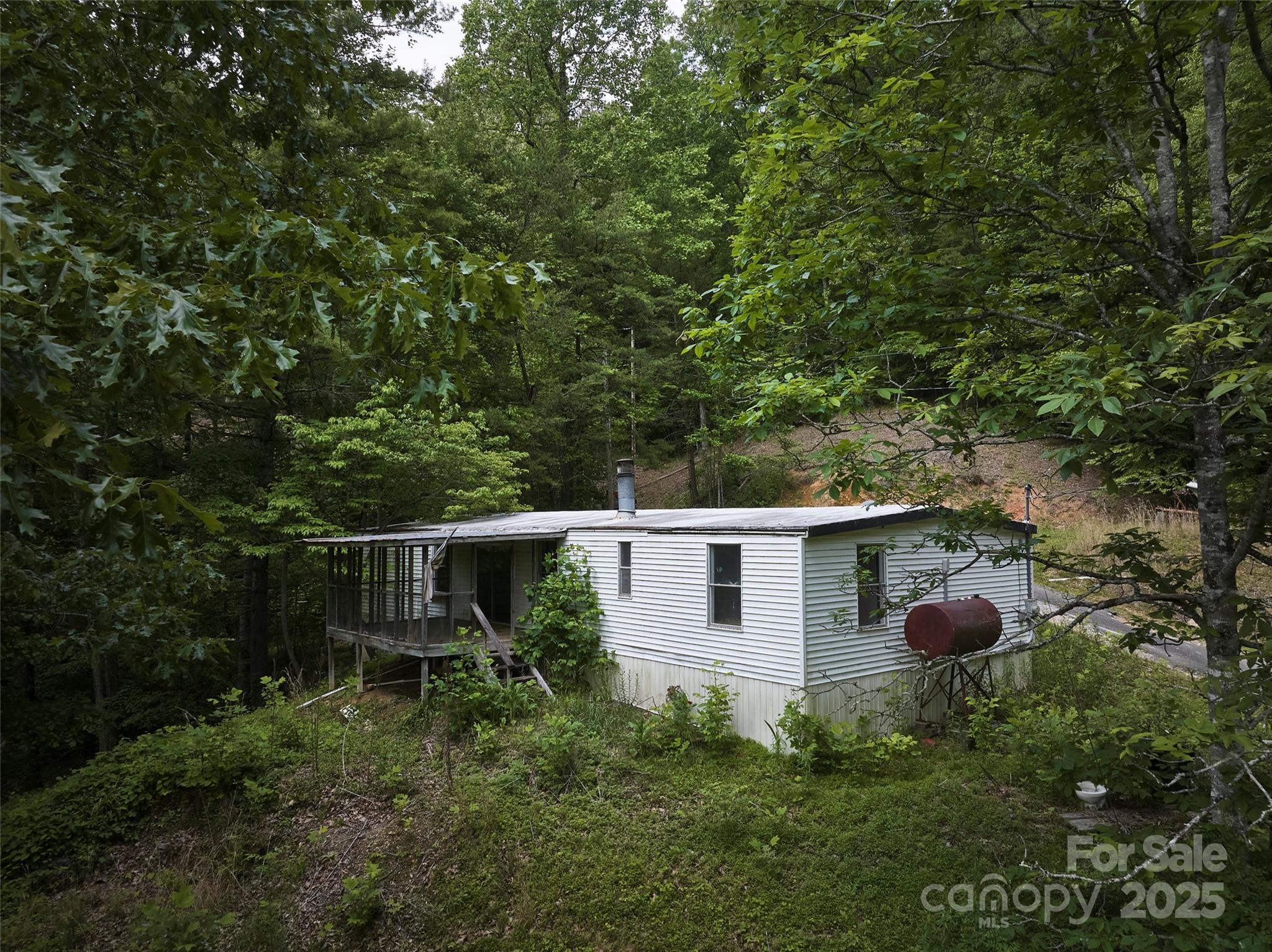 91 Keys, Almond, NC. property listing photo