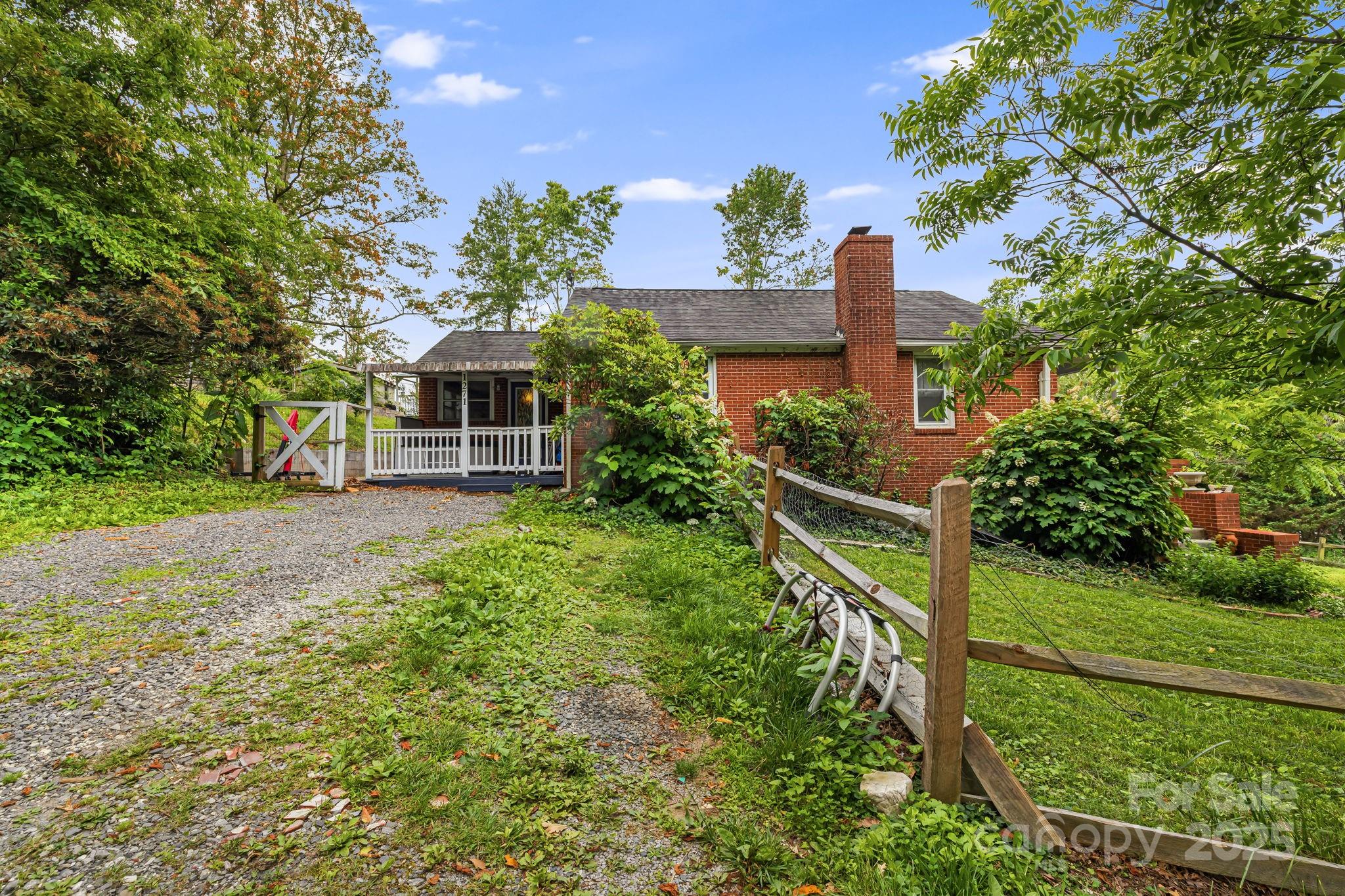 1271 Upper Brush Creek, Fairview, NC. property listing photo