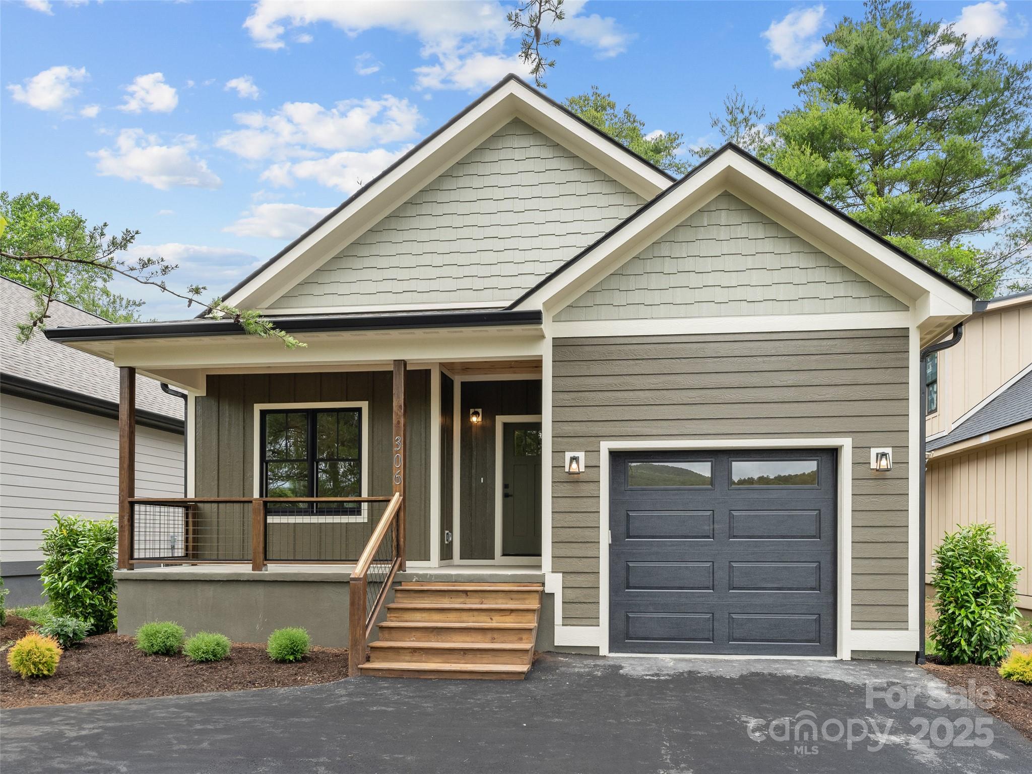 306 Gallimore, Brevard, NC. property listing photo