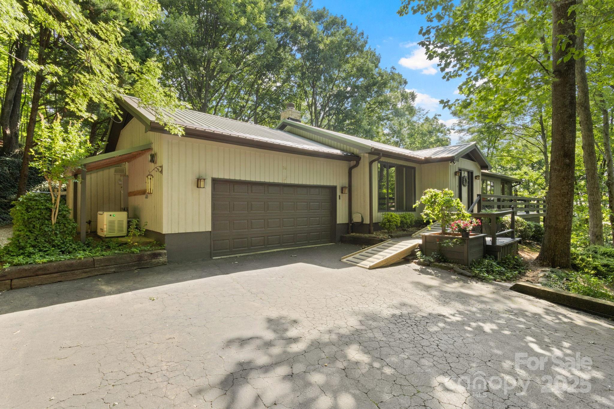56 Cardinal, Tryon, NC. property listing photo