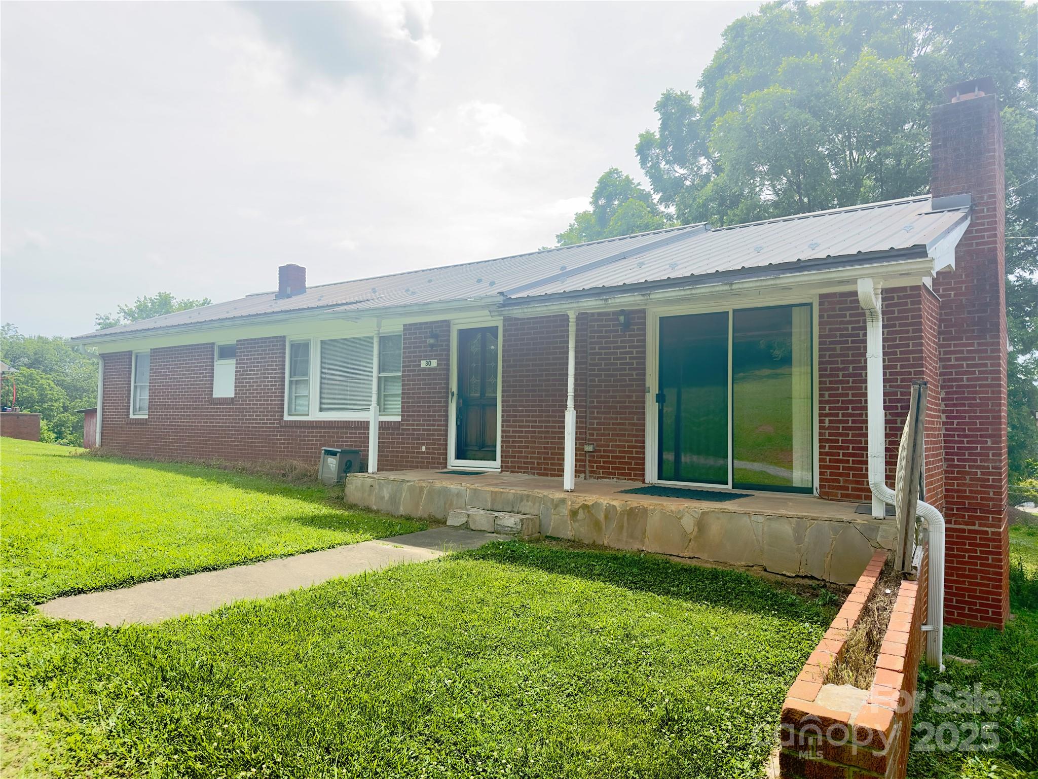 30 Cypress, Marion, NC. property listing photo