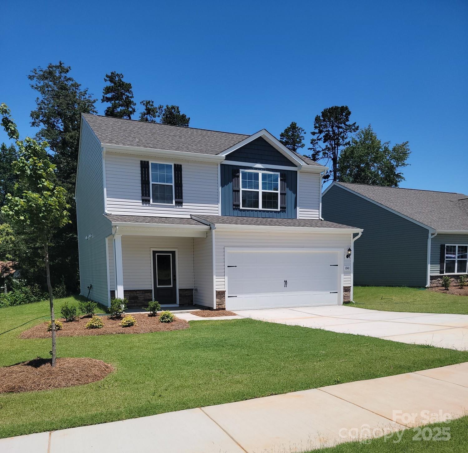 1041 Russell Drive, Winston Salem, NC. property listing photo