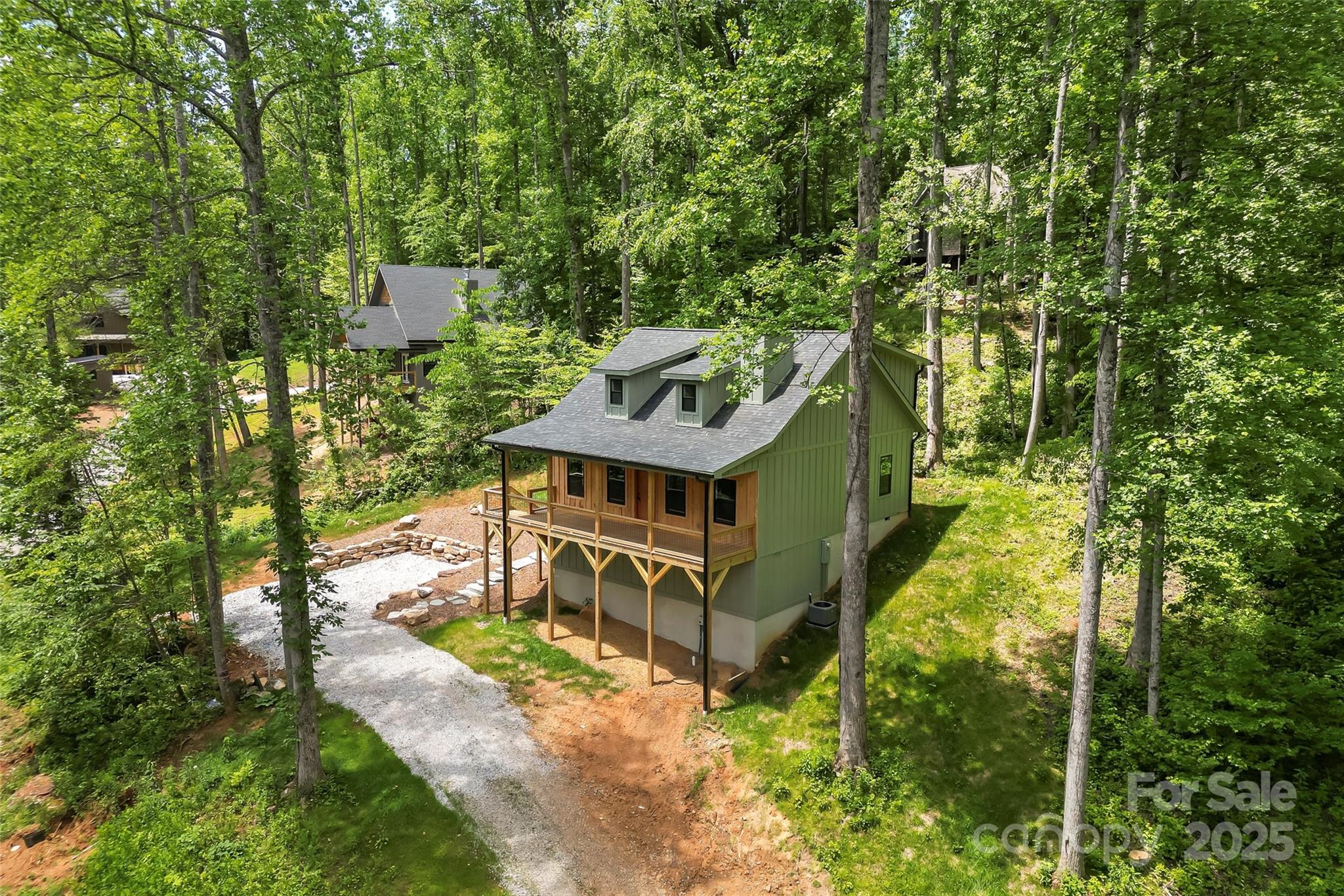 511 Blue Ridge, Marion, NC. property listing photo