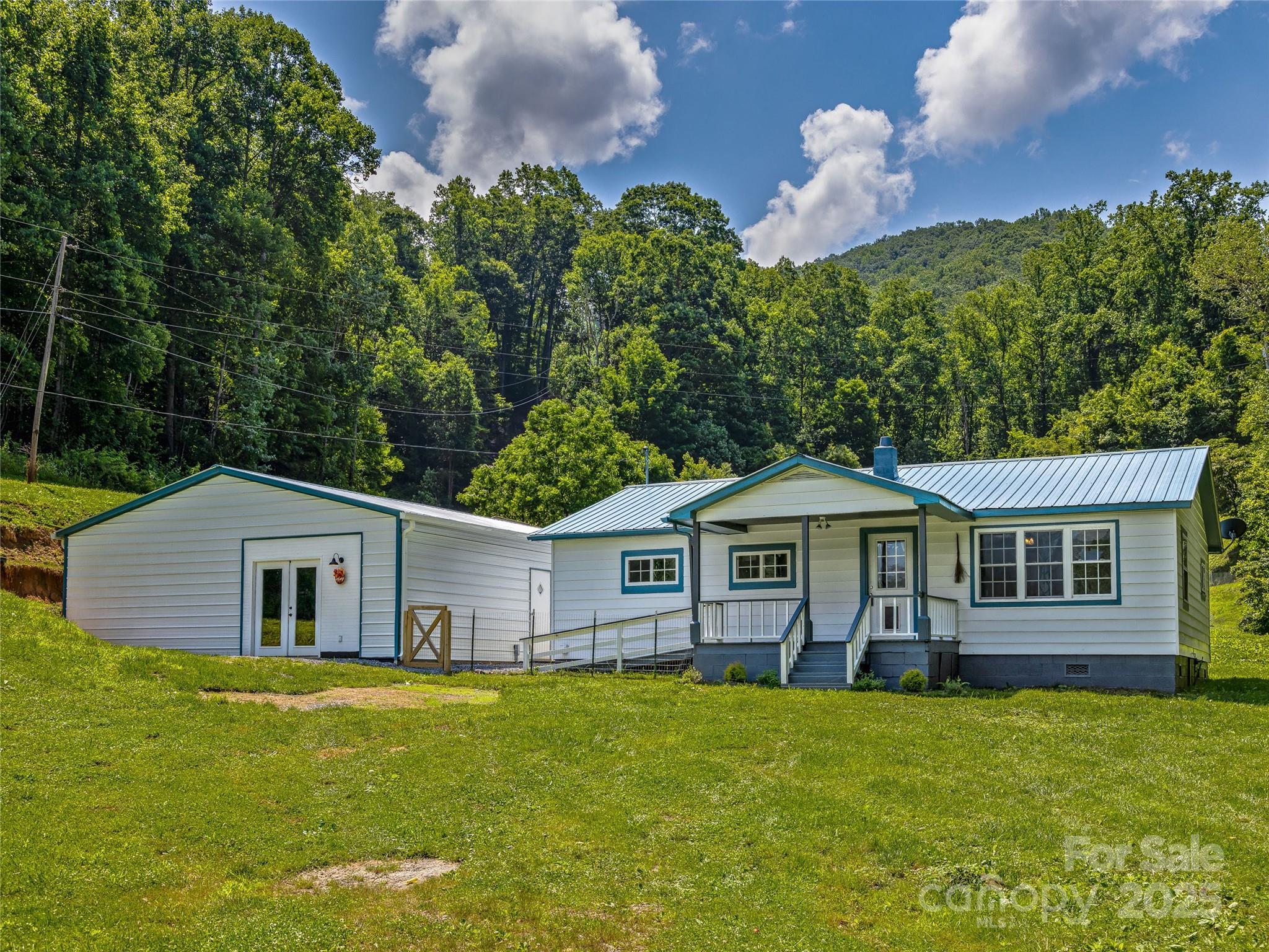 471 Claude Cook Road, Sylva, NC. property listing photo