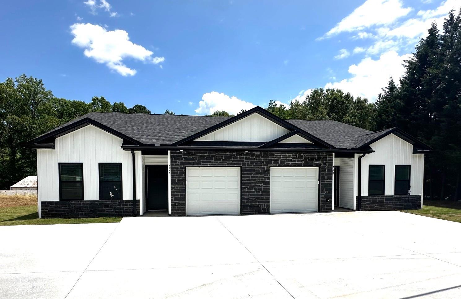 795 Lyman, Inman, SC. property listing photo