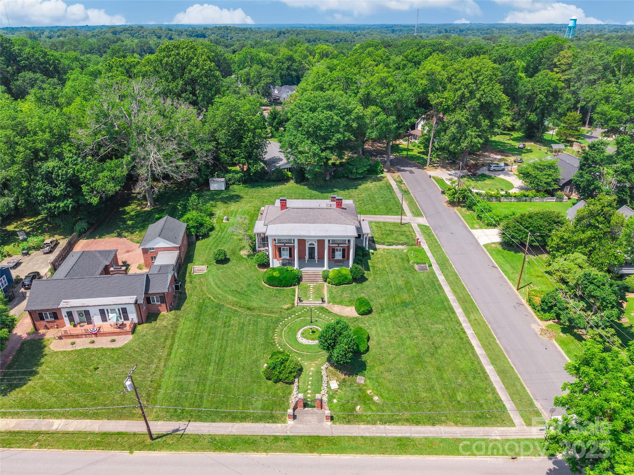 15 Kings Mountain, York, SC. property listing photo