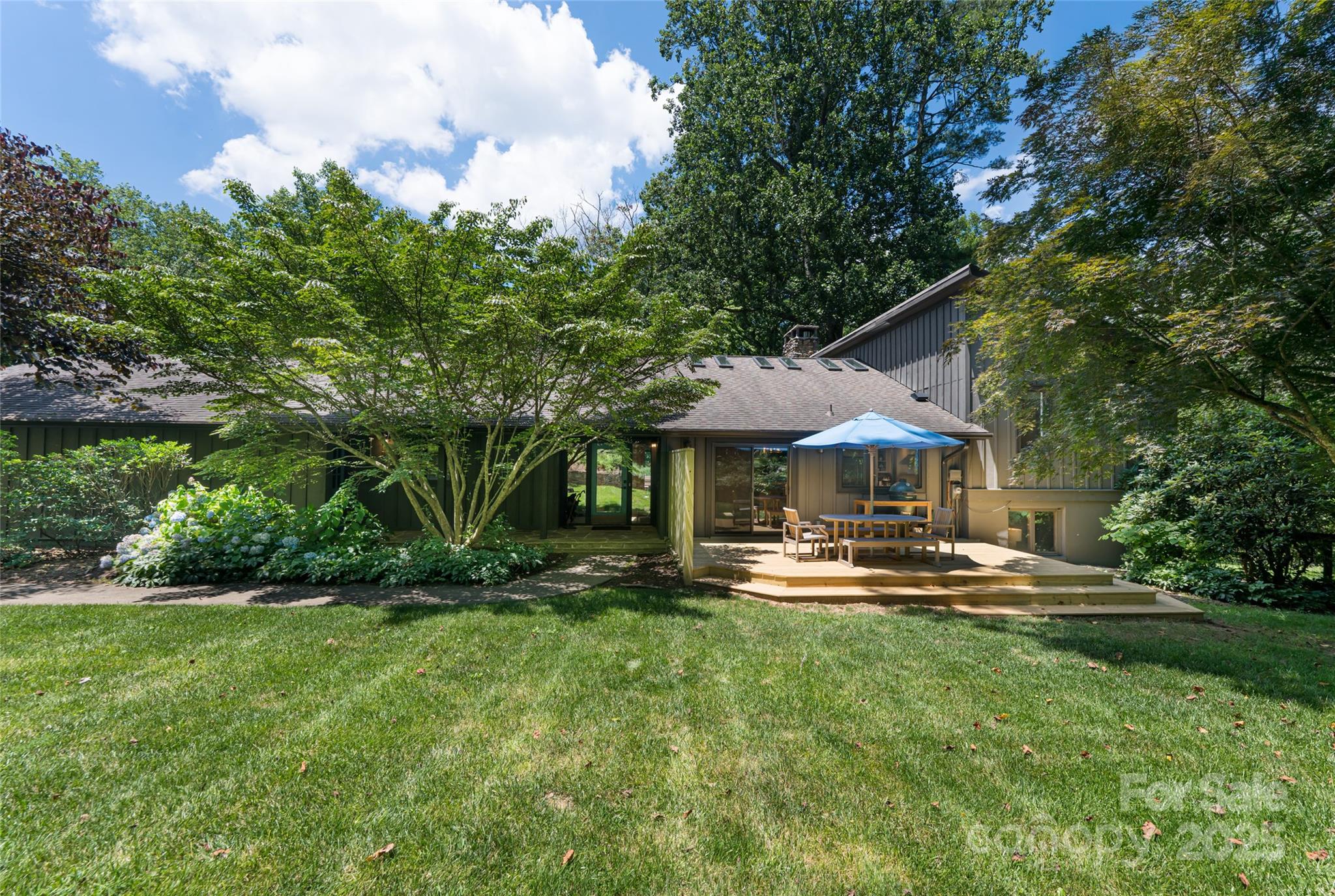 33 Deerhaven Lane, Asheville, NC. property listing photo