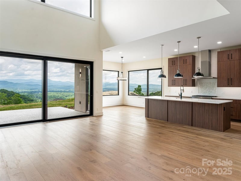 24 Watchman 10 & 11, Hendersonville, NC - 4 beds, 4 baths, 3,040 sqft - $1,950,000