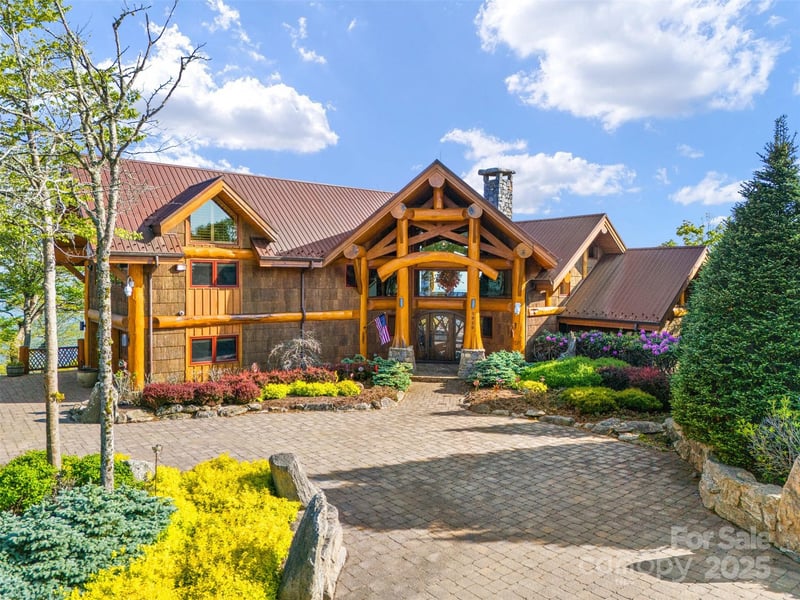 2910 Eagles Nest Trail, Banner Elk, NC - 8 beds, 8.5 baths, 6,209 sqft - $9,000,000