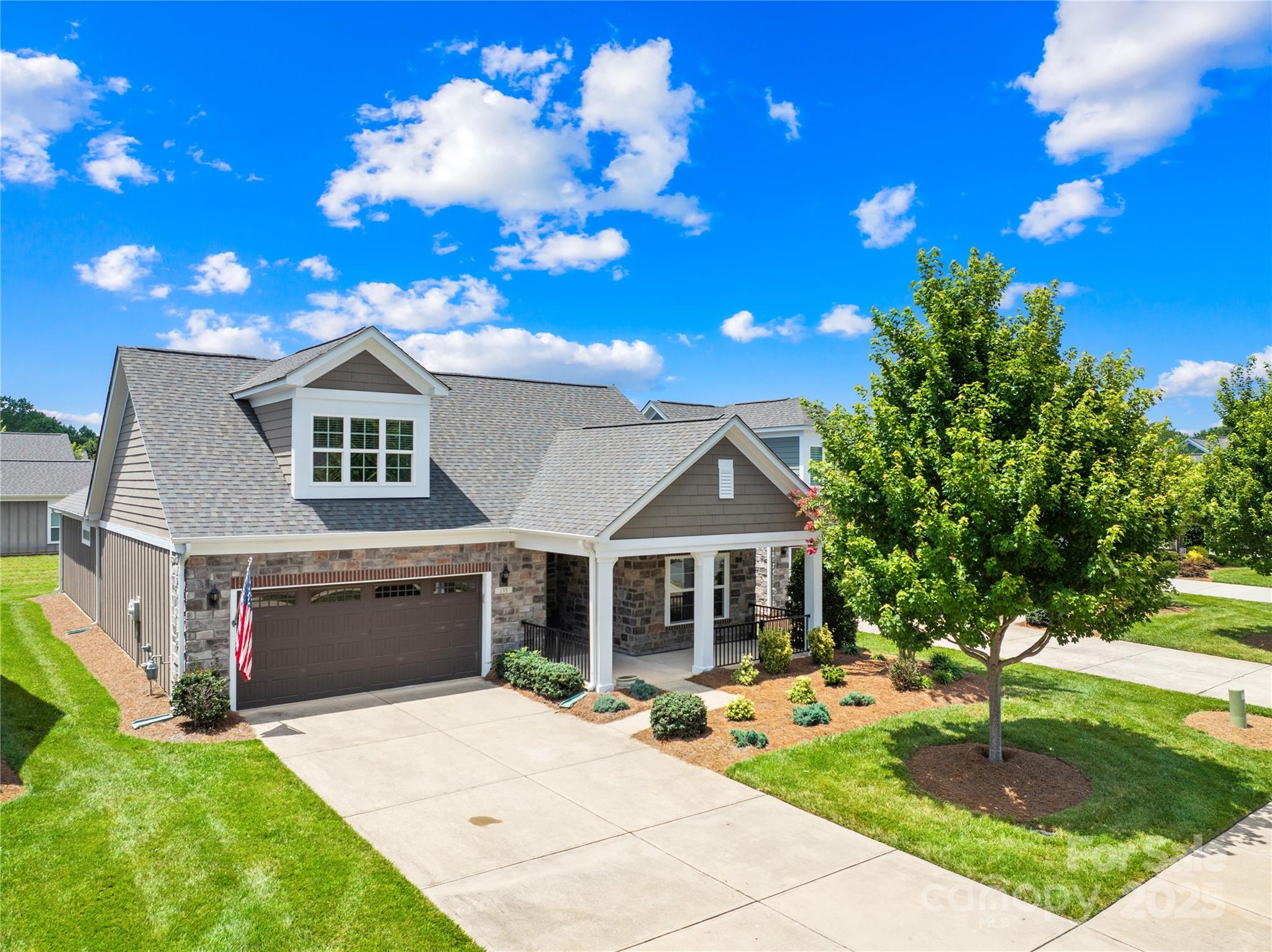 135 Valleymist, Mooresville, NC. property listing photo