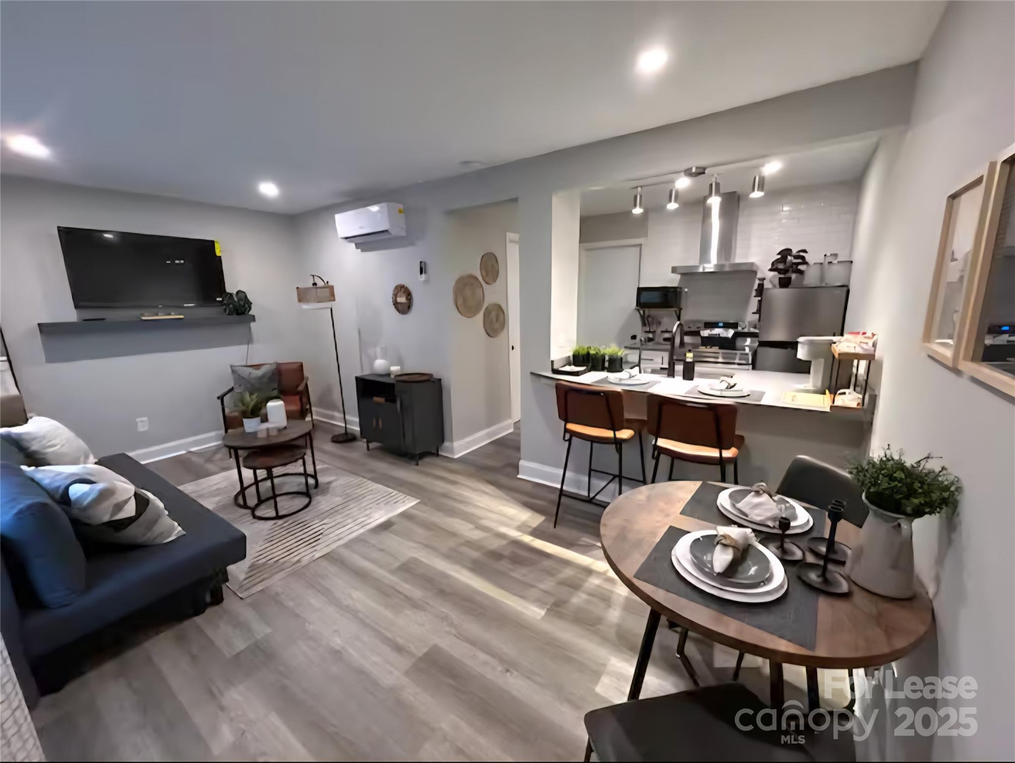 2000 Patio Court Apt 124, Charlotte, NC. property listing photo