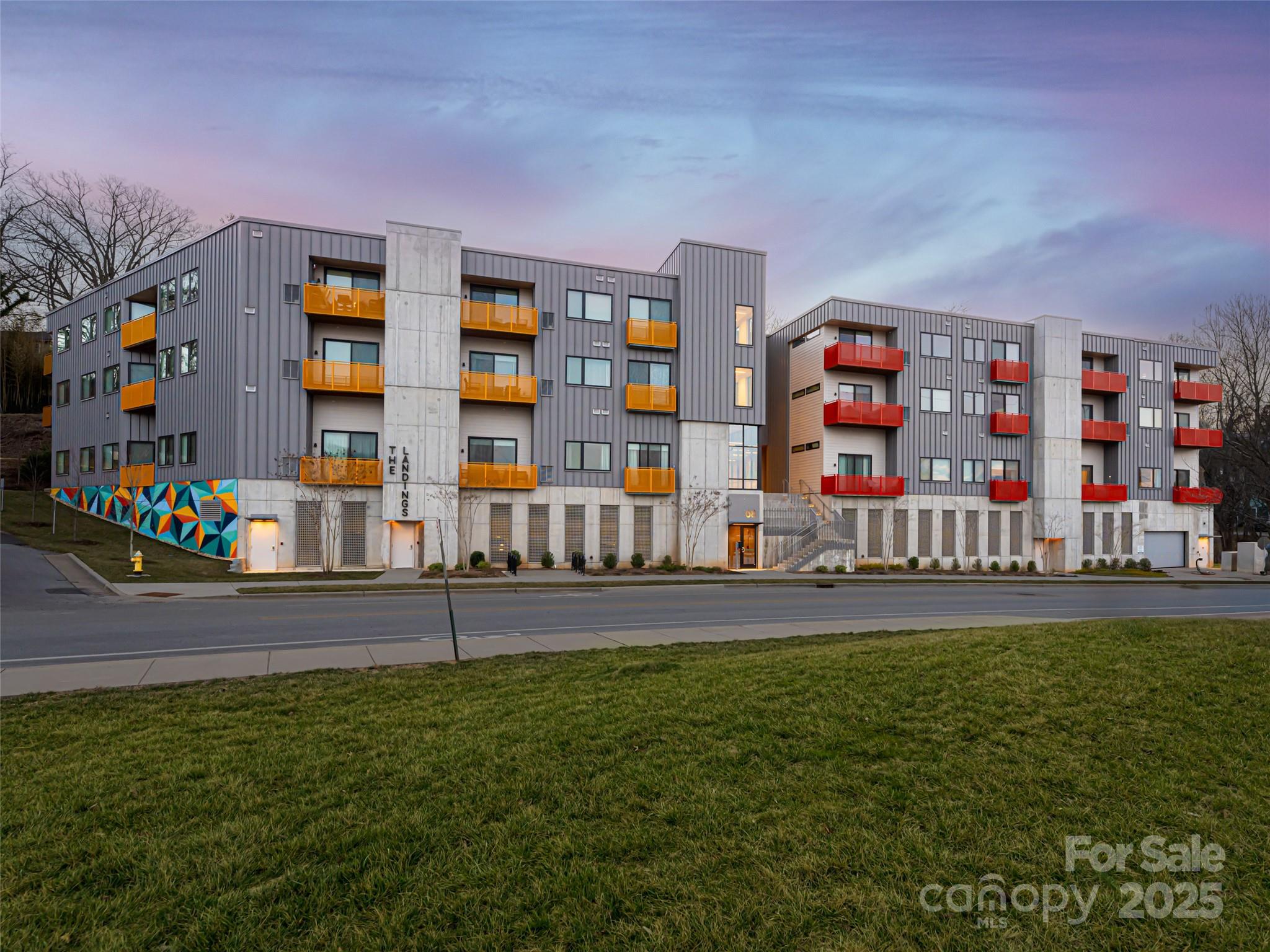 68 Craven Apt 310, Asheville, NC. property listing photo