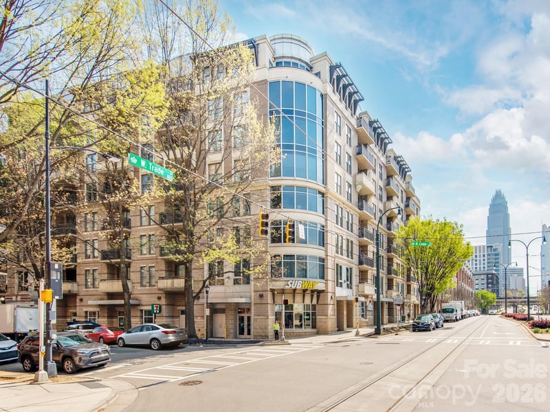 718 W Trade Street Apt 414, Charlotte, NC - 2 beds, 2 baths, 1,160 sqft - $399,999