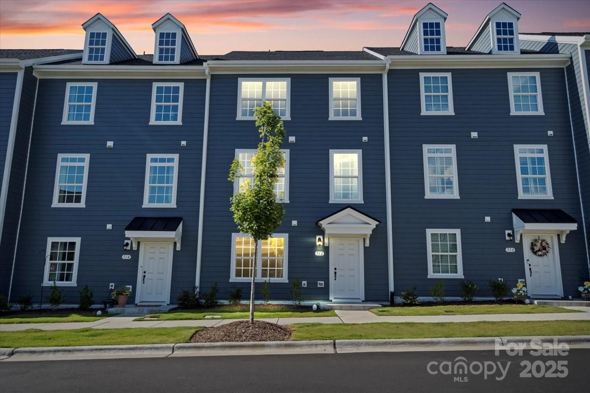 512 Whitehall Circle, Durham, NC. property listing photo