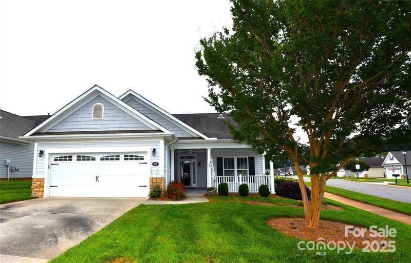 415 Garner Drive, Salisbury, NC - 2 beds, 2 baths, 1,555 sqft - $290,000