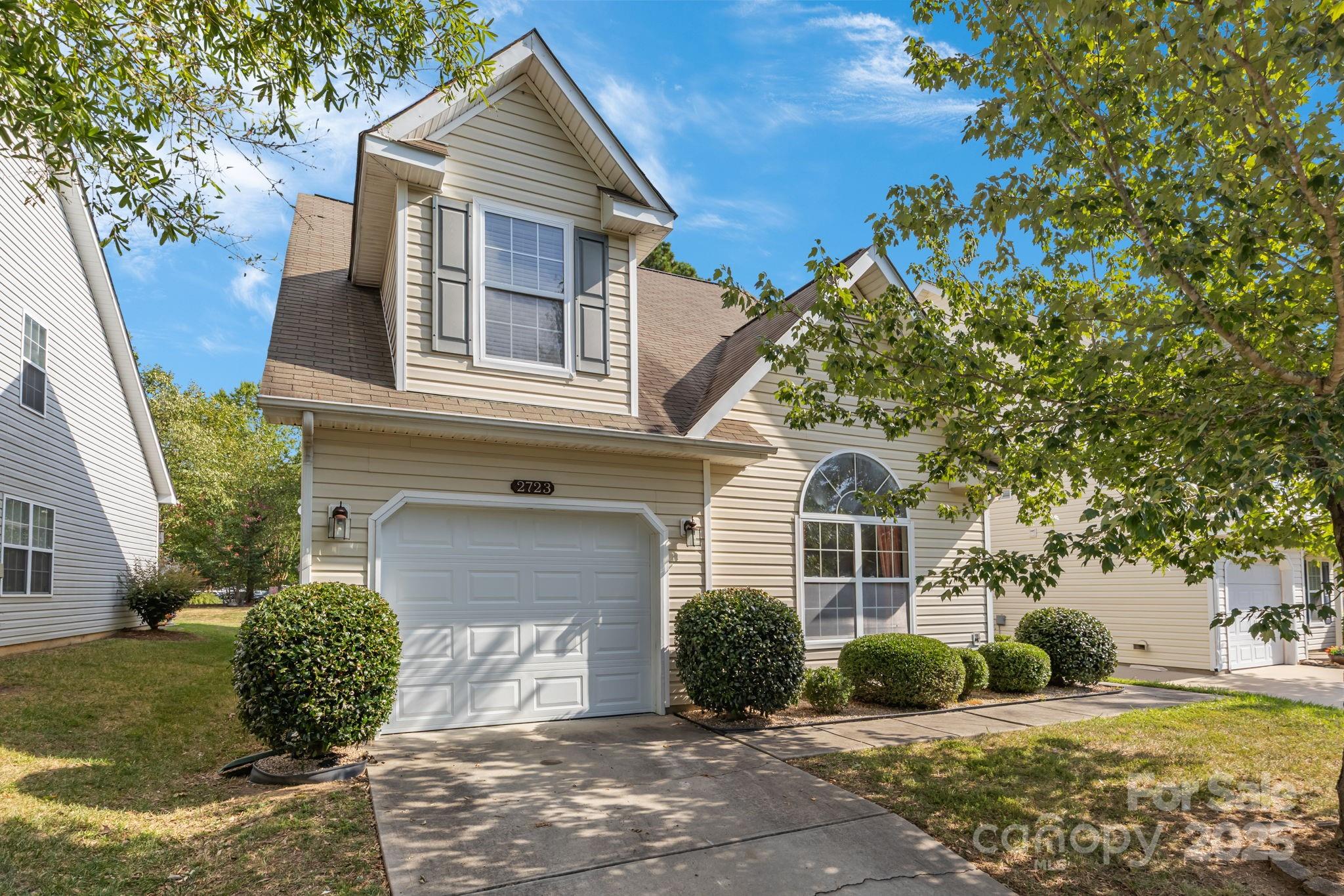 2723 Rozzelles Landing Drive, Charlotte, NC. property listing photo
