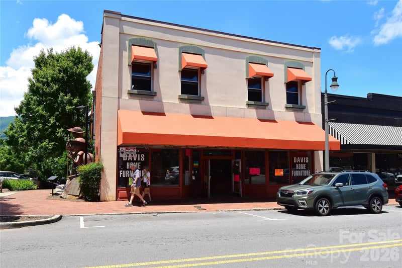 93 N Main Street, Waynesville, NC - 4 baths - $1,795,000