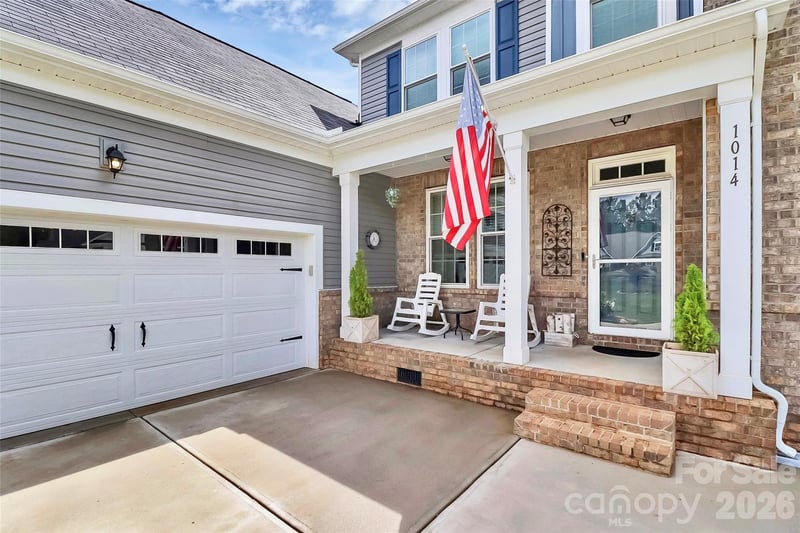 1014 Willow Grove Lane, York, SC - 4 beds, 3.5 baths, 3,631 sqft - $570,000