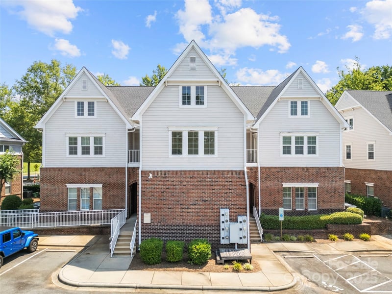 575 Davidson Gateway Drive Apt 200, Davidson, NC -  - $750,000