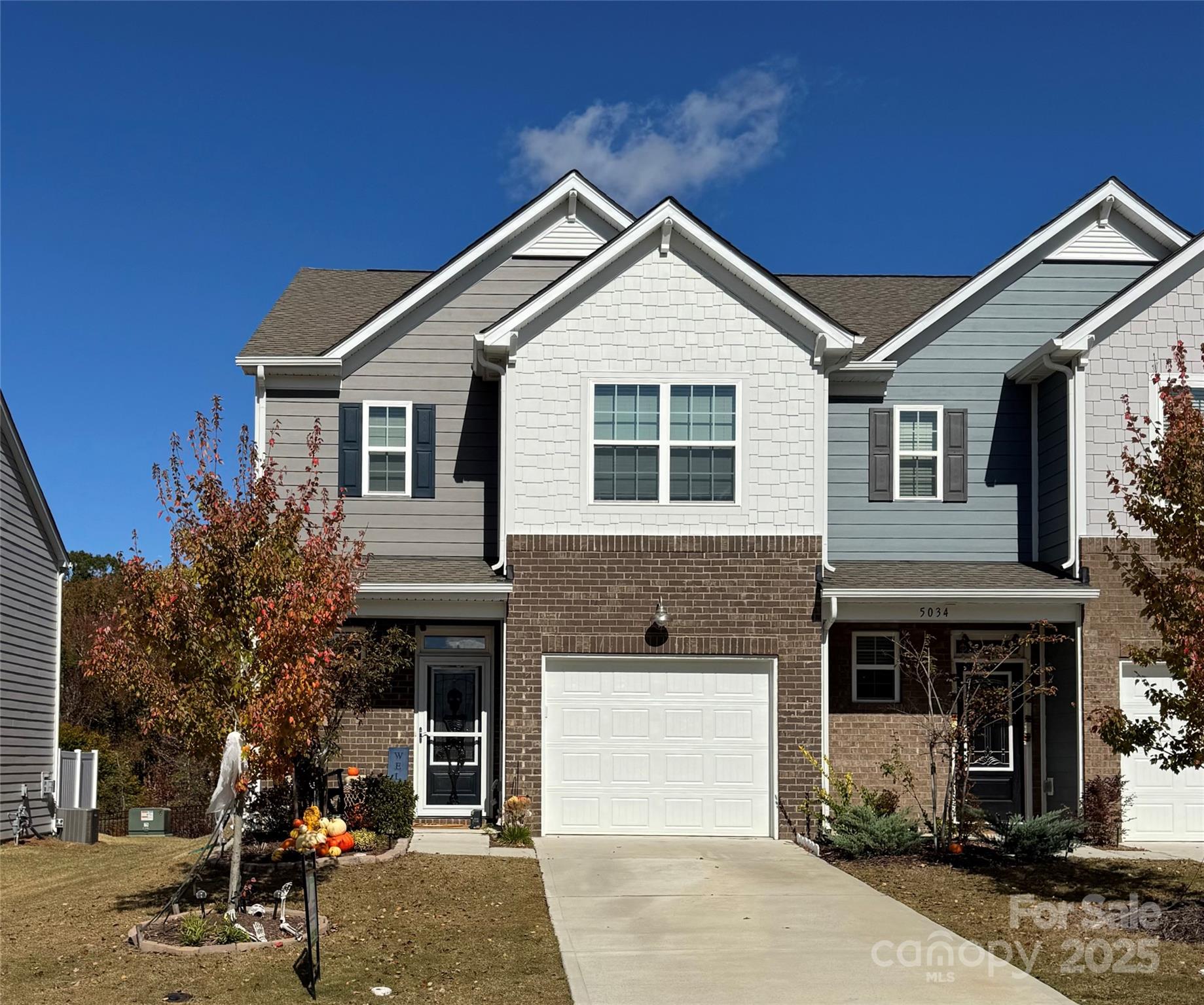 5036 Moss Pine, Tega Cay, SC. property listing photo