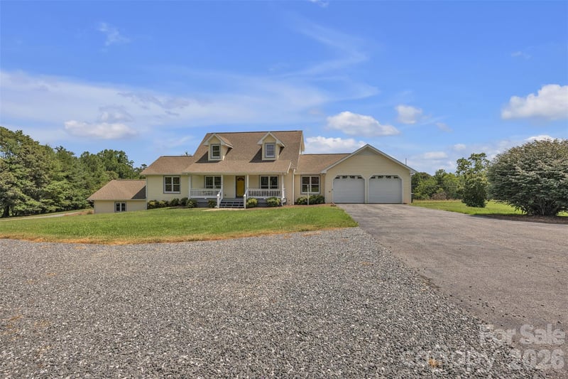1144 Old Mountain Road, Statesville, NC - 3 beds, 3.5 baths, 2,939 sqft - $700,000