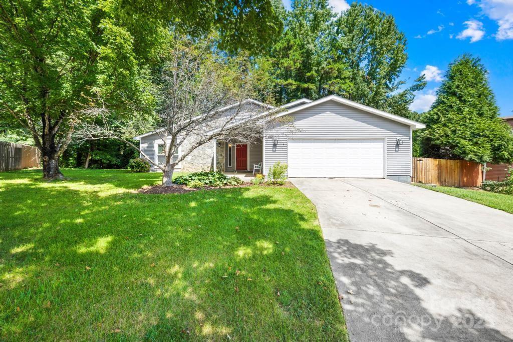 6509 Wealdstone, Mint Hill, NC. property listing photo
