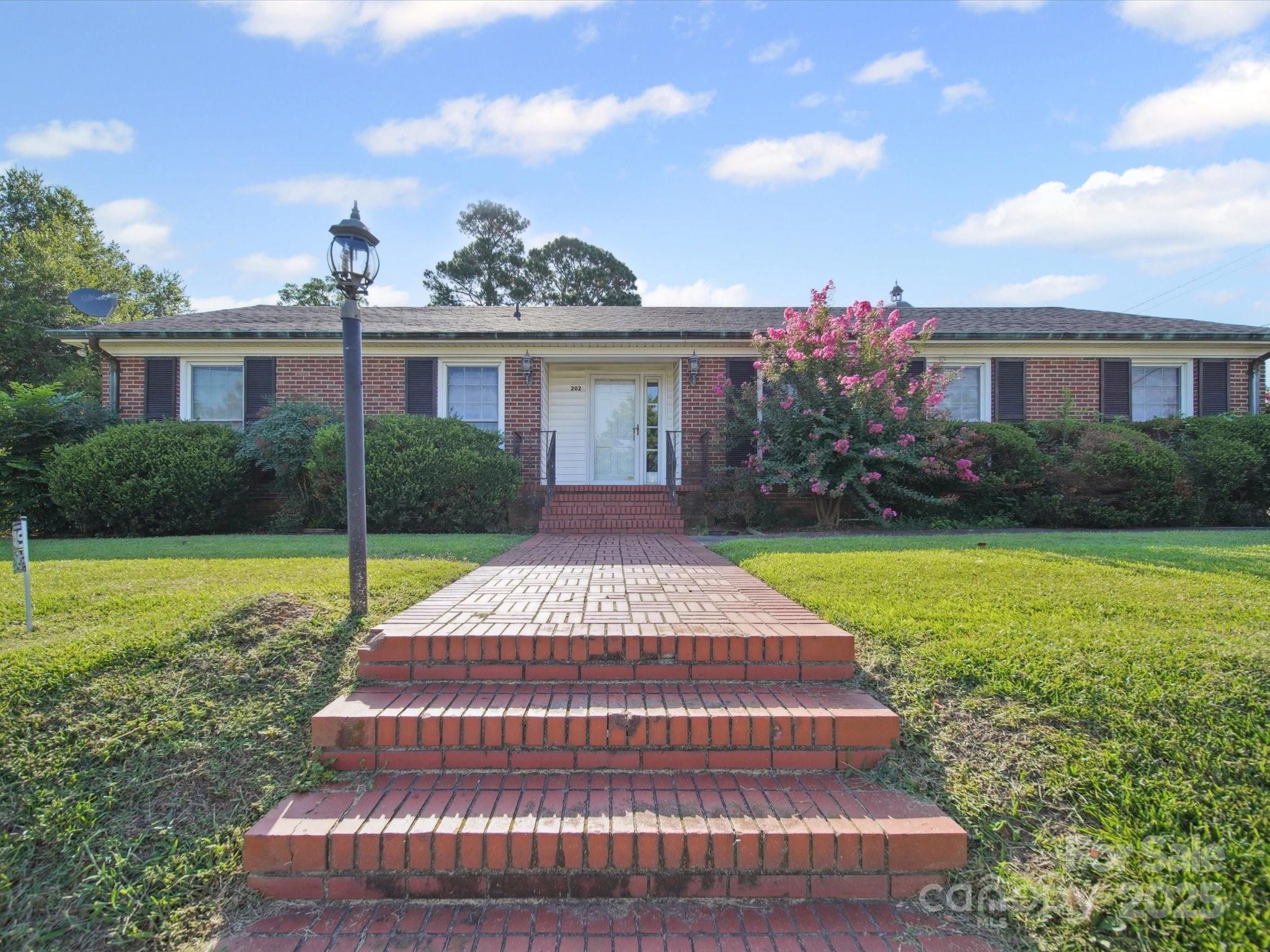 202 Greenwood Lane, Wadesboro, NC. property listing photo