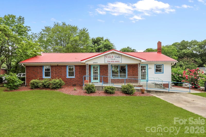 2960 Dale Earnhardt Boulevard, Kannapolis, NC - 2 baths - $685,000