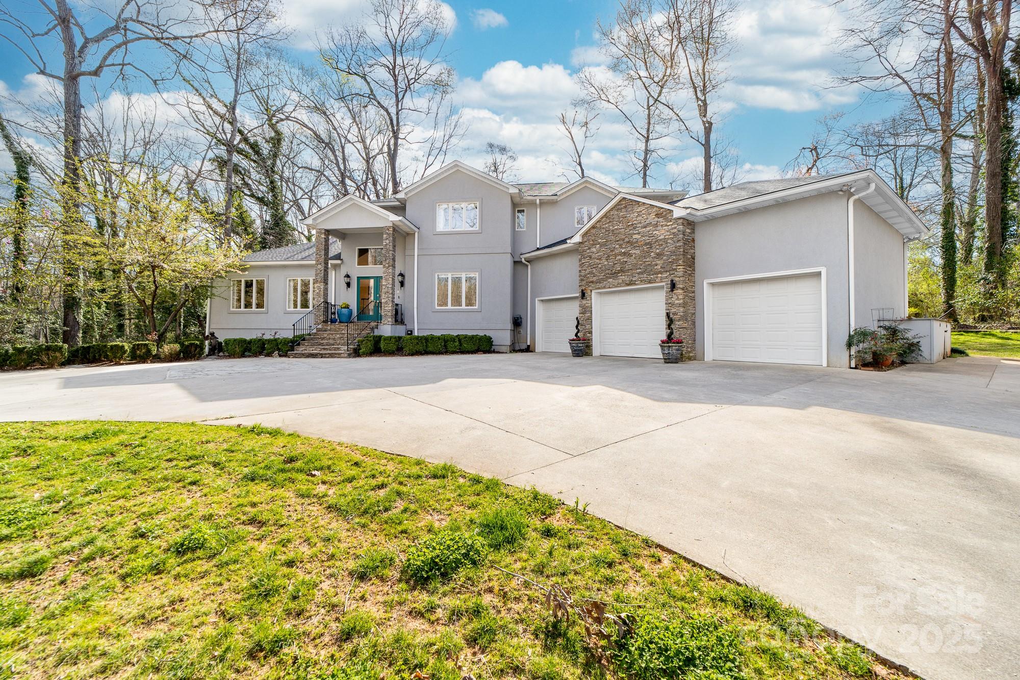 206 Vauxhall, Shelby, NC. property listing photo