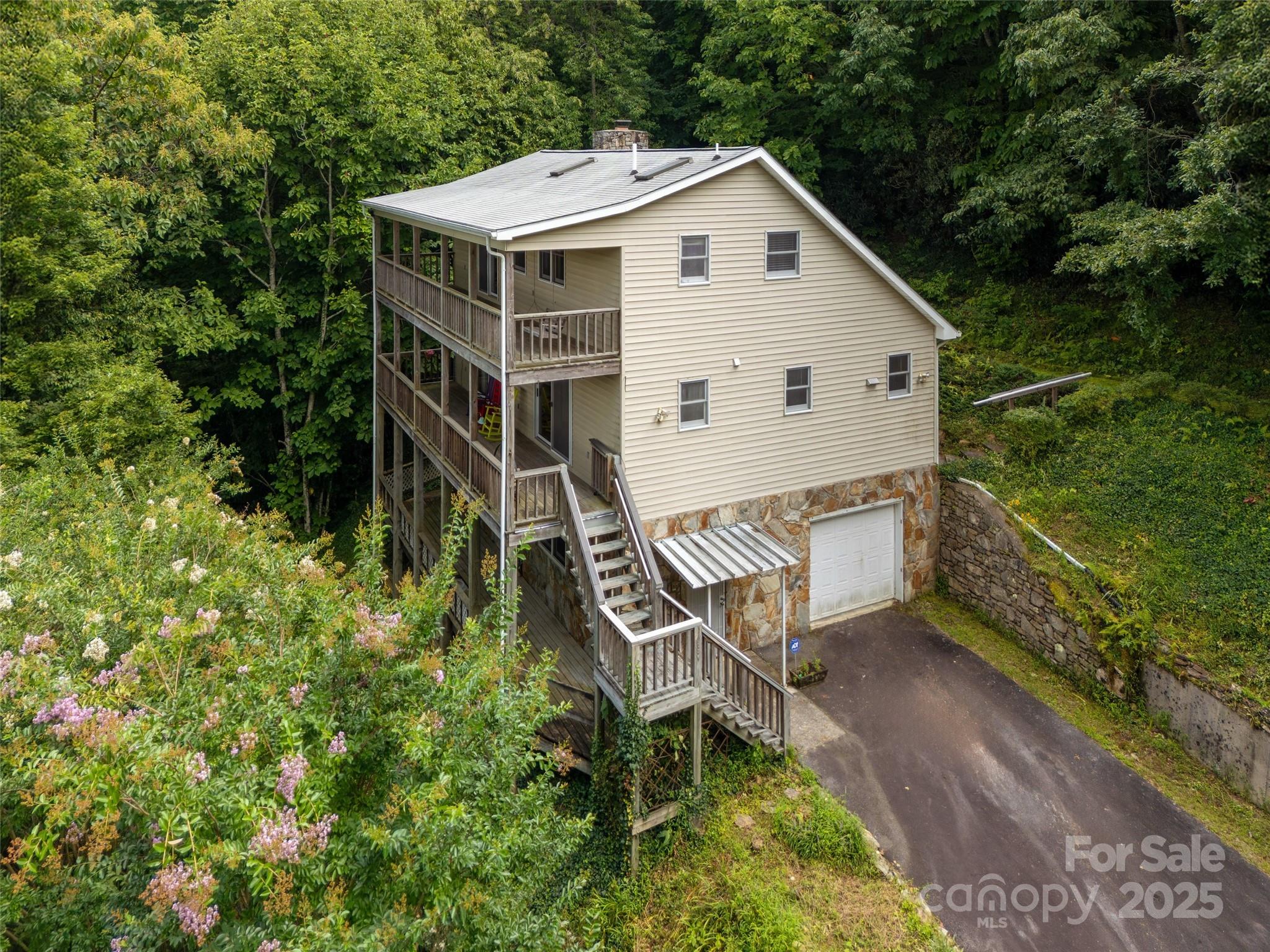 94 Marcellina Drive 10 & 12, Fairview, NC. property listing photo