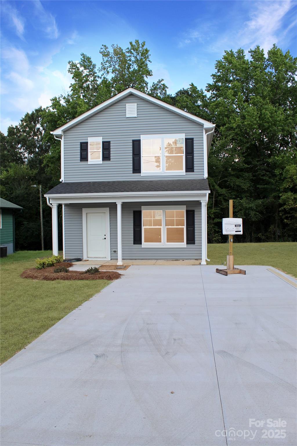1009 Hunt Lane, Salisbury, NC. property listing photo