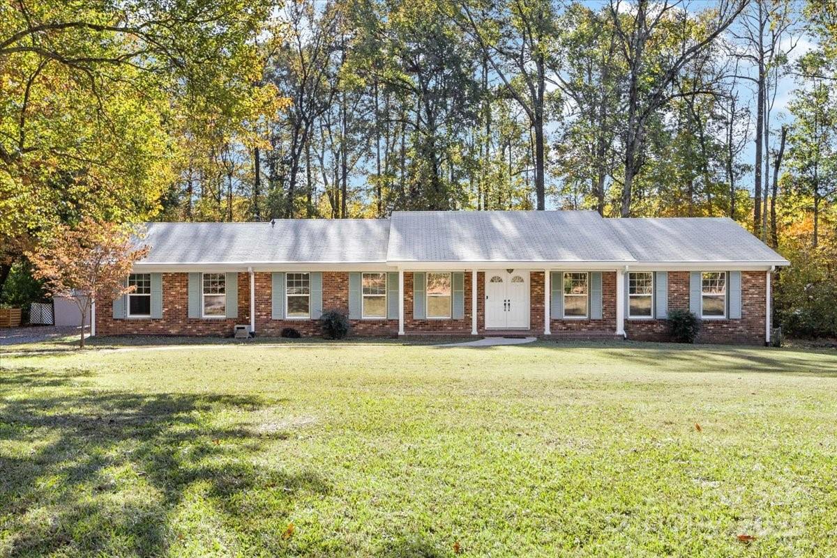 1840 Stoneyridge, Charlotte, NC. property listing photo