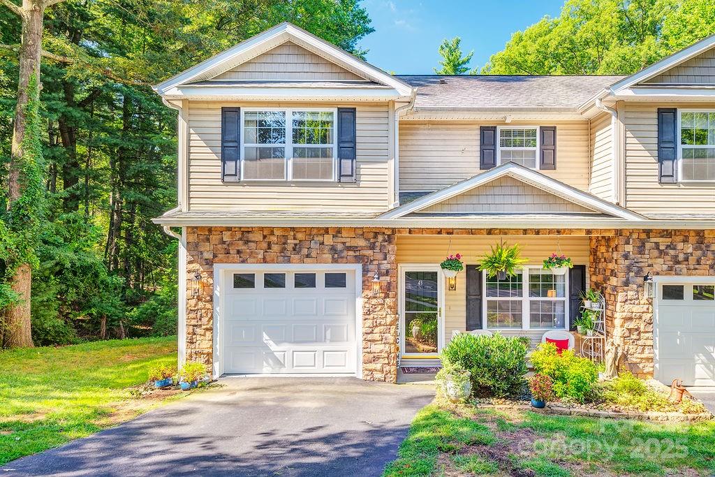 43 Kirby, Asheville, NC. property listing photo