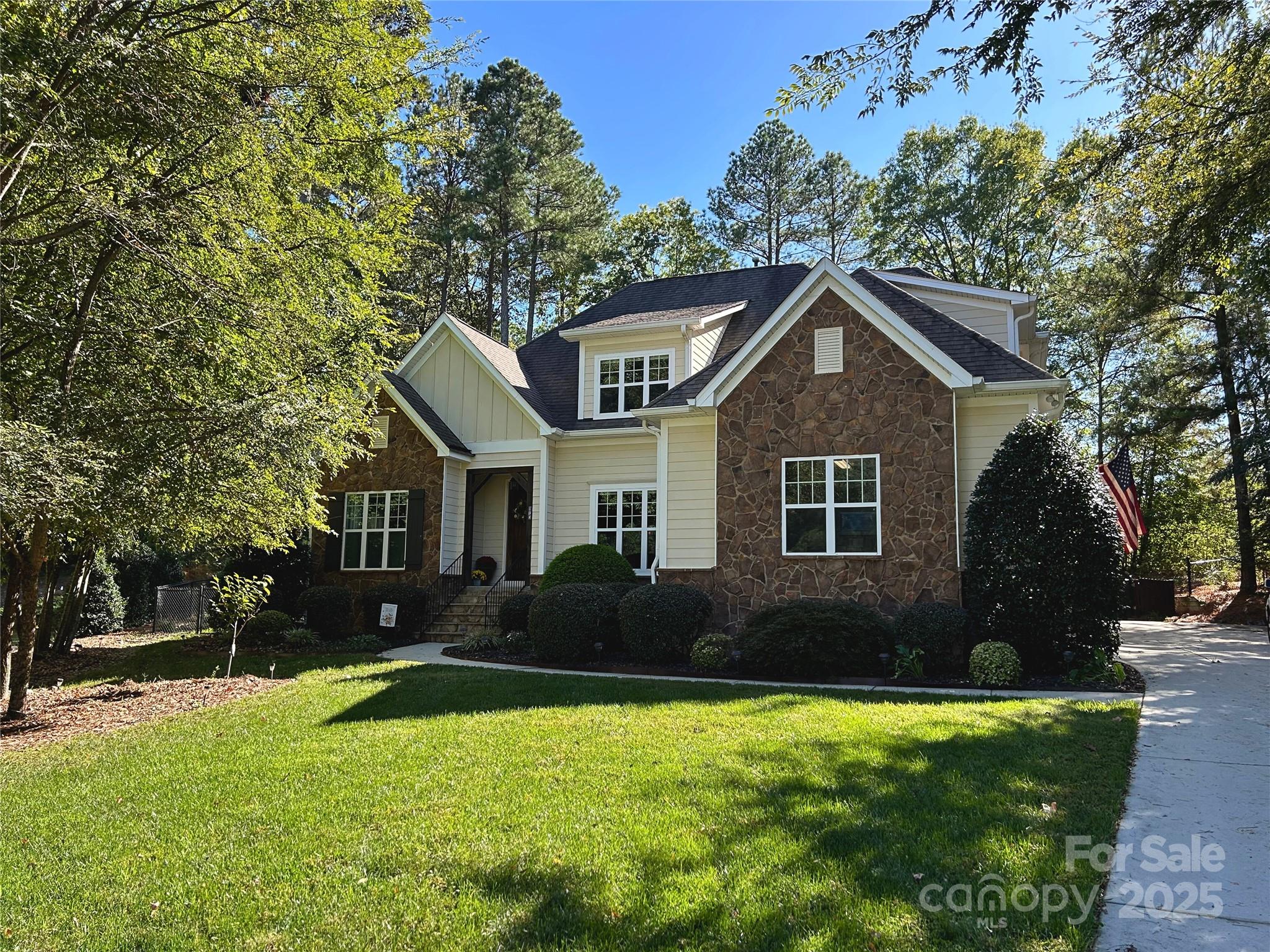 134 Lakeshore Hills, Mooresville, NC. property listing photo