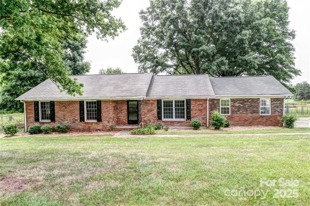 4716 Margaret Wallace Road, Matthews, NC. property listing photo
