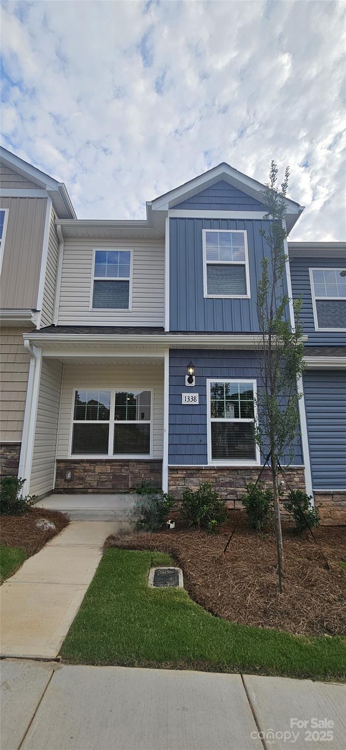 1338 Principal Featherstone Avenue, Gastonia, NC. property listing photo