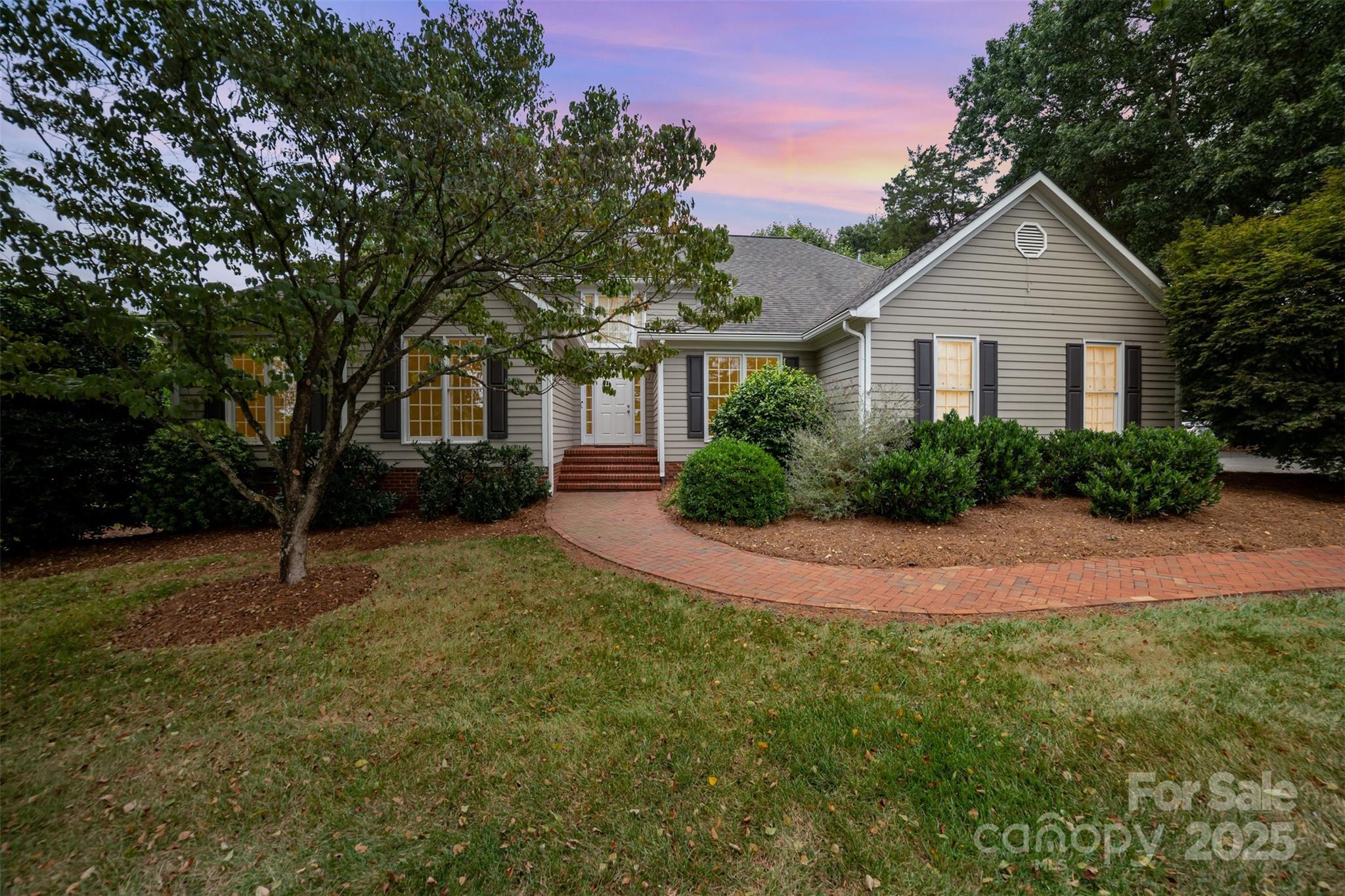 415 Greenbriar, Statesville, NC. property listing photo