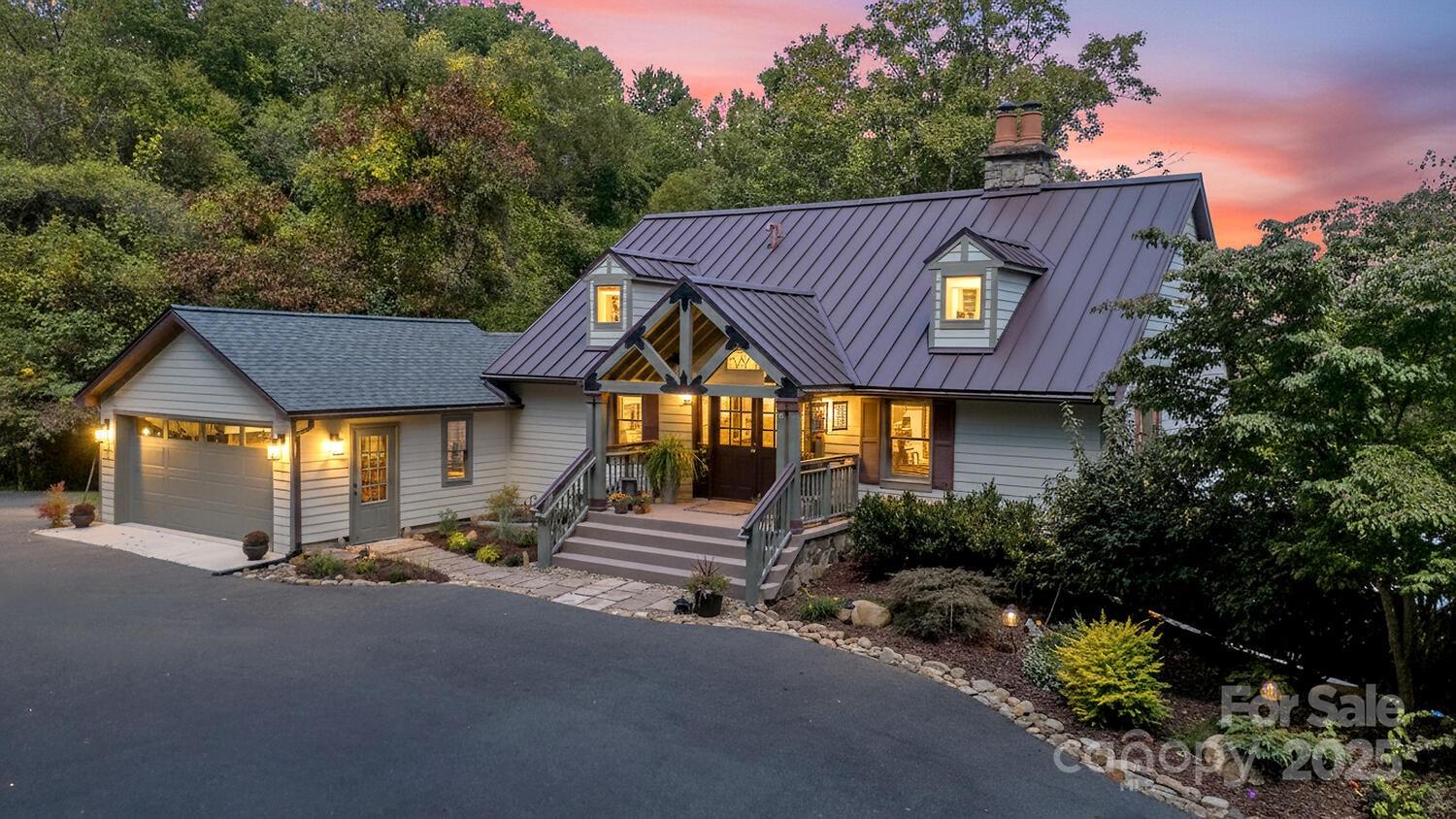 25 View Ridge, Leicester, NC. property listing photo