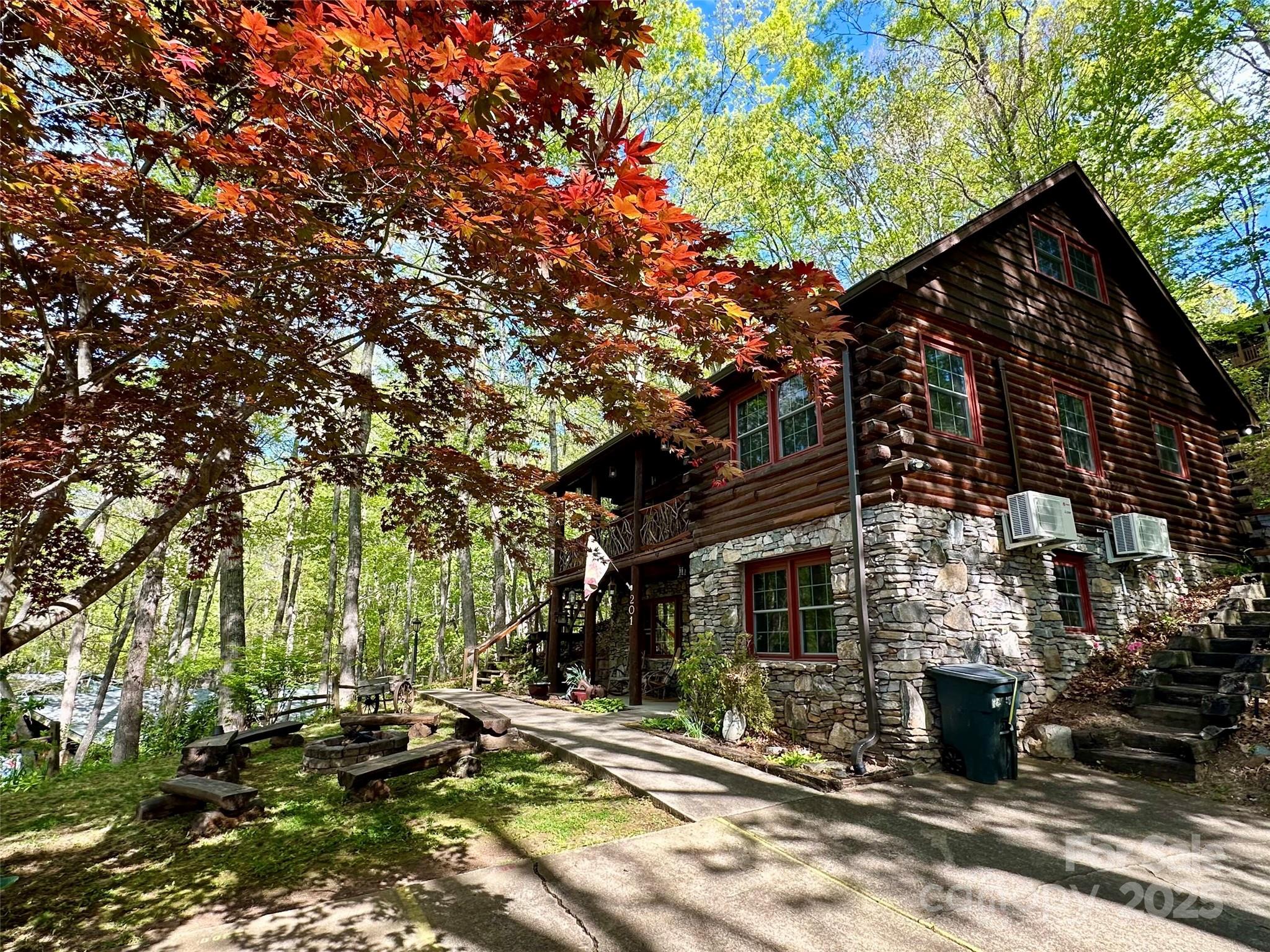 201 Liberty, Waynesville, NC. property listing photo