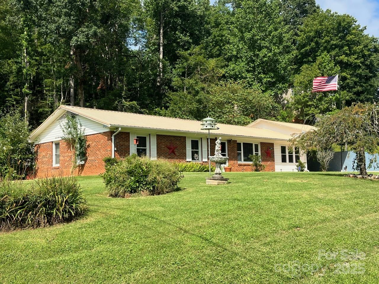 2534 Nix Creek Road, Marion, NC. property listing photo