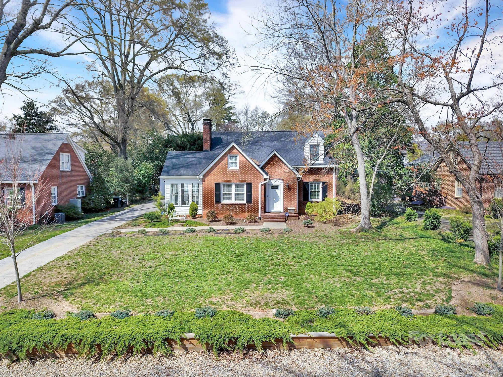 1221 Oakwood Avenue, Gastonia, NC. property listing photo