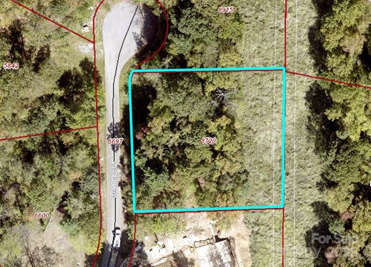 25 Maggies Lane, Asheville, NC. property listing photo