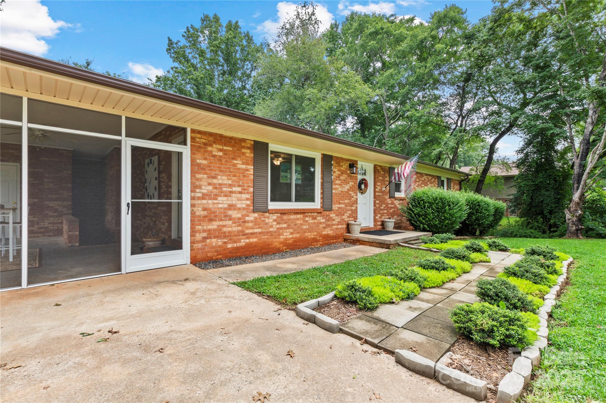 4515 Diamond, Hudson, NC. property listing photo