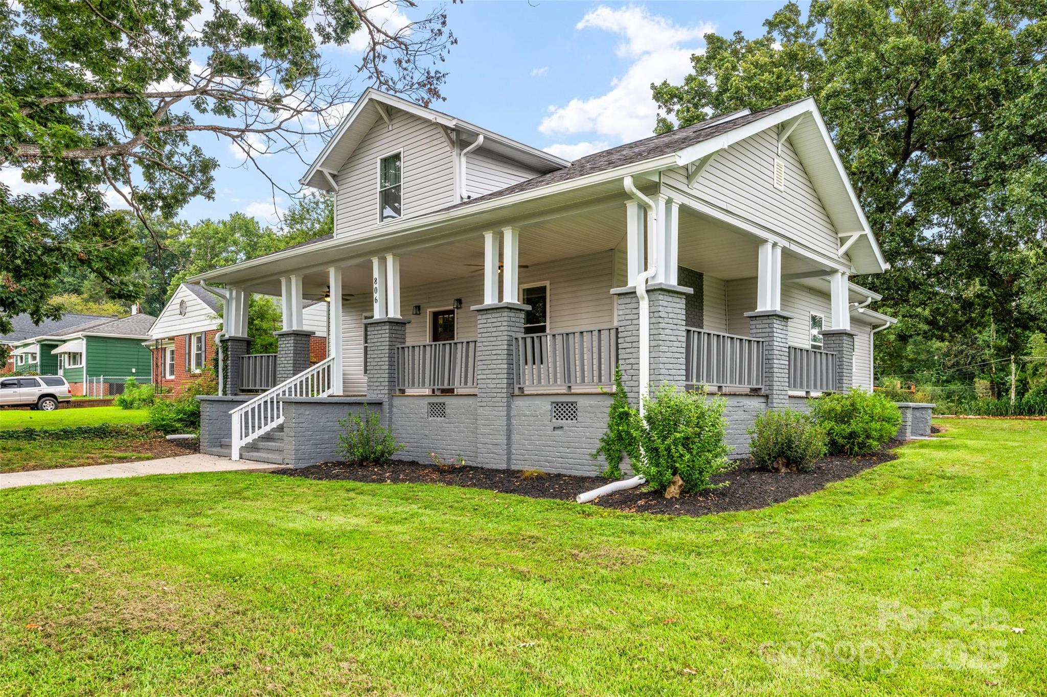 806 4th Street, Hickory, NC. property listing photo