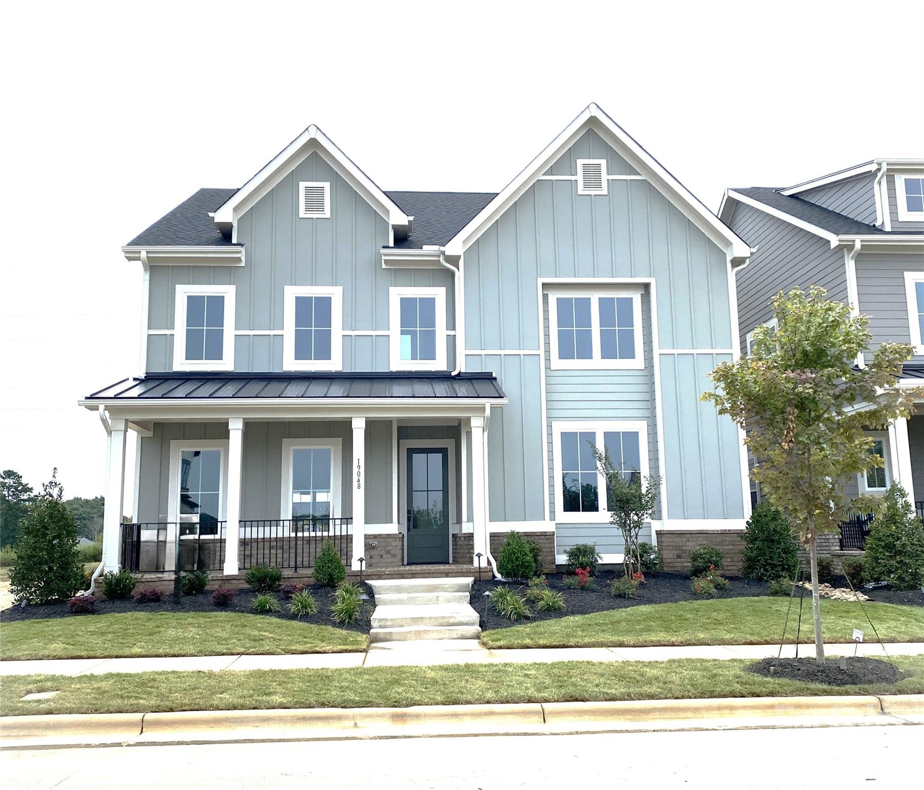 19048 Newburg Hill Road Apt 27, Davidson, NC. property listing photo