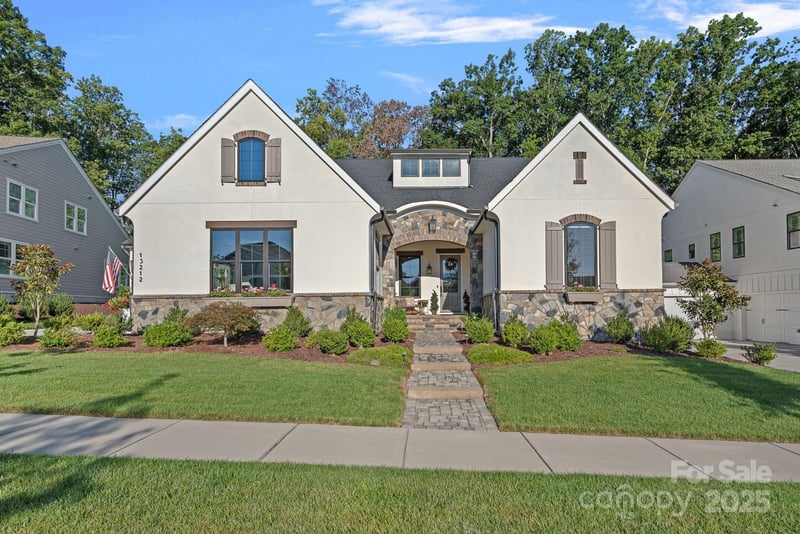 13212 Oak Farm, Huntersville, NC - 4 beds, 4 baths, 4,309 sqft - $1,449,555