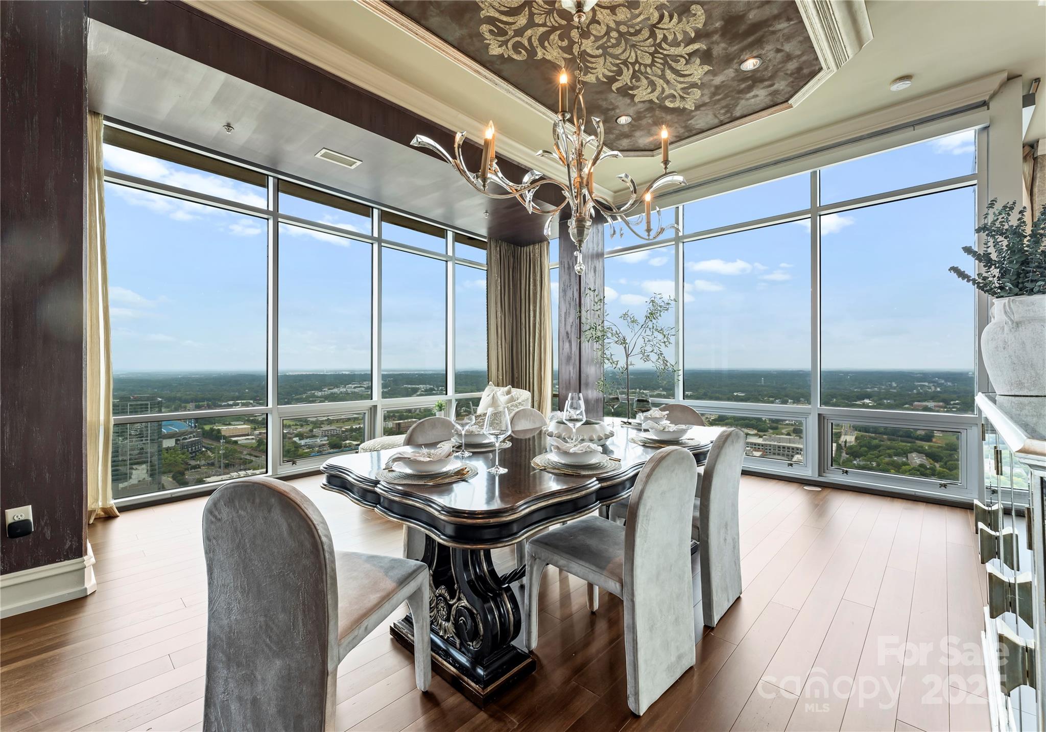 215 N Pine Street 4301/4302, Charlotte, NC. property listing photo