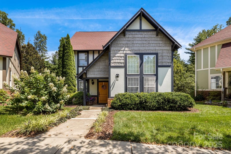 28 Trafalgar Circle, Asheville, NC - 4 beds, 2.5 baths, 2,386 sqft - $565,000